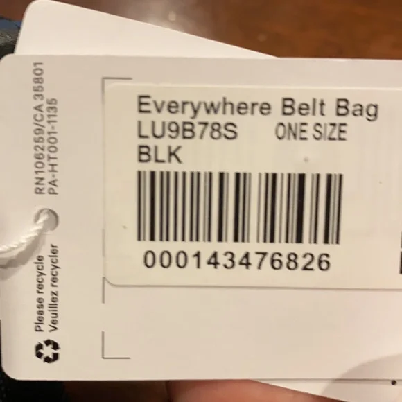 Lululemon athletica everywhere belt bag black NWT - Picture 6 of 6